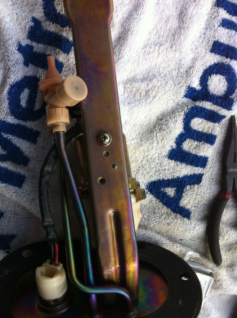 ('06'08) 06 Forester XT Replacing Fuel Pump/Fuel Filter Subaru